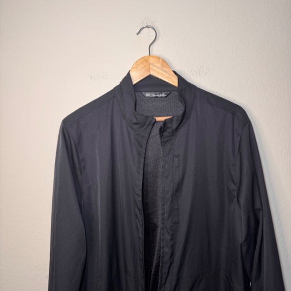 Travis Mathew Performance Lightweight Jacket Men's XL Black Golf Active - Picture 2 of 5